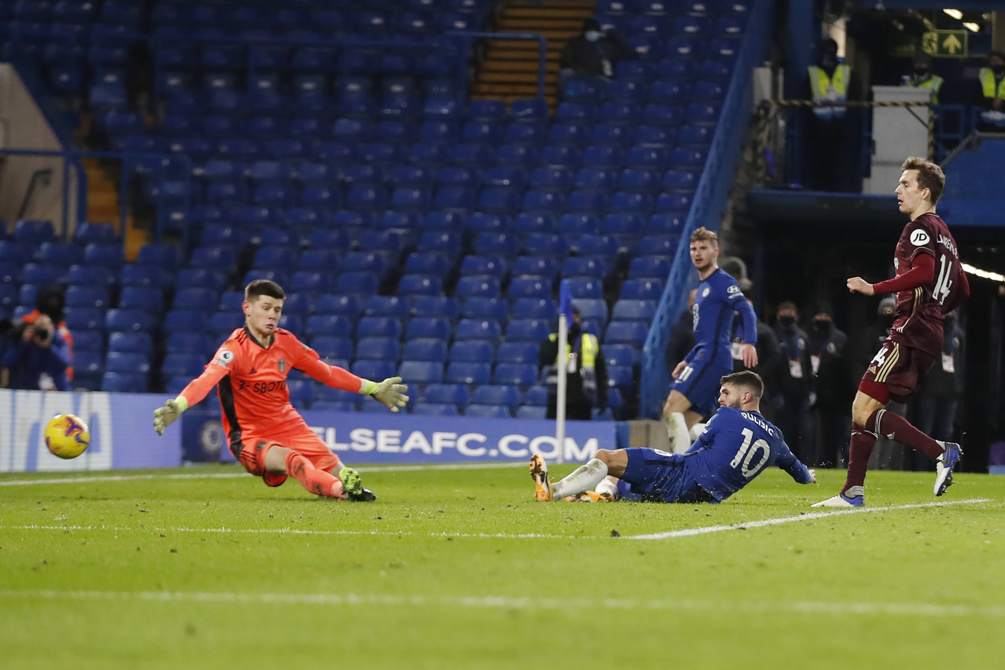 传递和逼抢 传递和逼抢